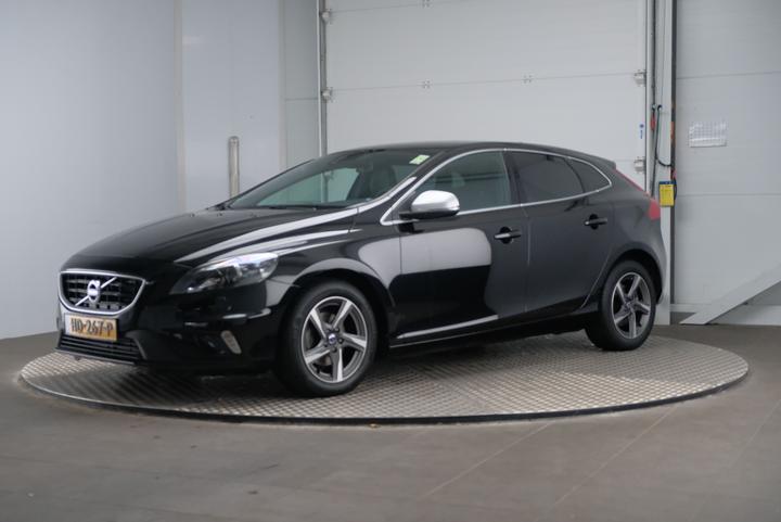 VOLVO V40 2015 yv1mv7431g2302712