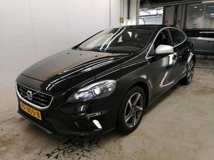 VOLVO V40 2015 yv1mv7431g2303808