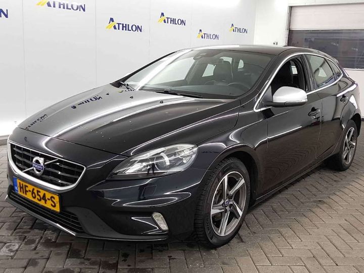 VOLVO V40 2015 yv1mv7431g2304251