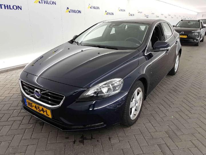 VOLVO V40 2015 yv1mv7431g2305309