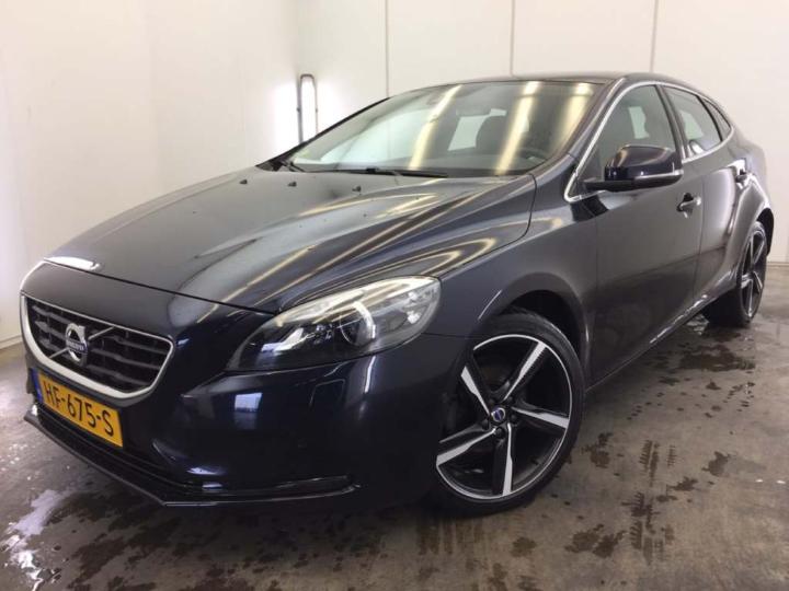 VOLVO V40 2015 yv1mv7431g2305485