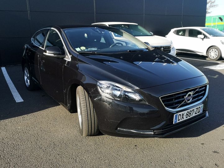 VOLVO V40 2015 yv1mv7431g2305567