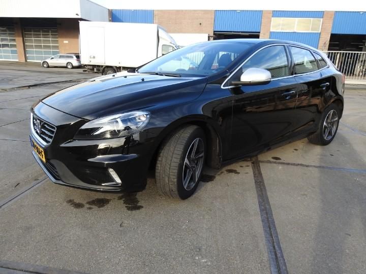 VOLVO V40 HATCHBACK 2015 yv1mv7431g2305571