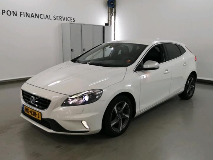 VOLVO V40 2015 yv1mv7431g2305694