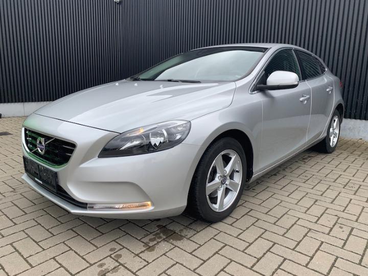 VOLVO V40 HATCHBACK 2015 yv1mv7431g2305941