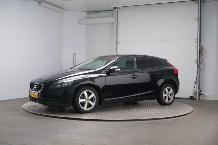 VOLVO V40 2015 yv1mv7431g2306152