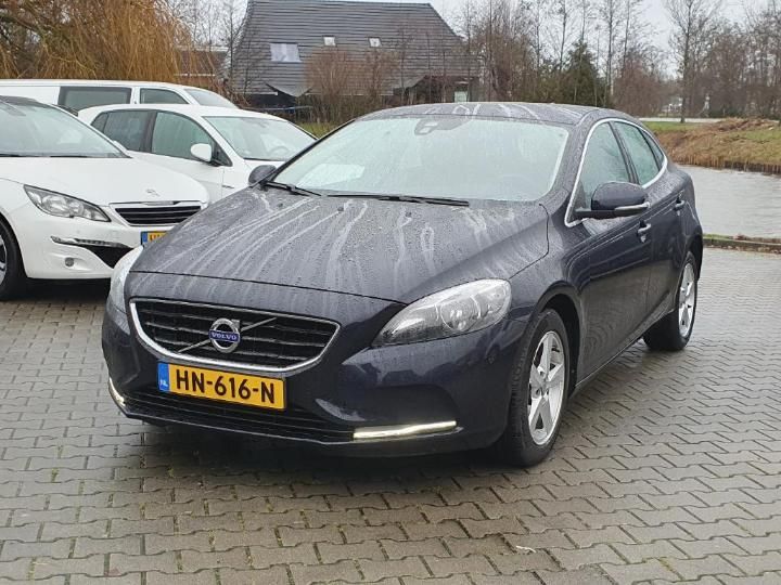 VOLVO V40 2015 yv1mv7431g2306593