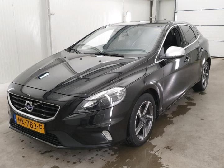 VOLVO V40 2015 yv1mv7431g2307082