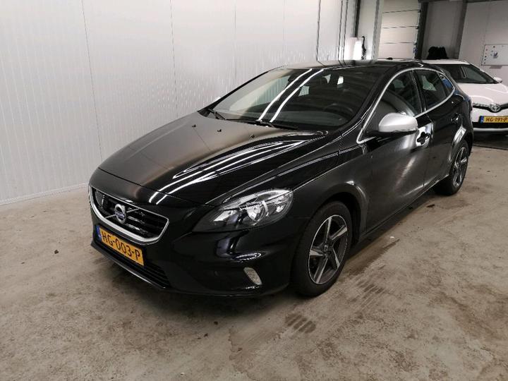 VOLVO V40 2015 yv1mv7431g2307132