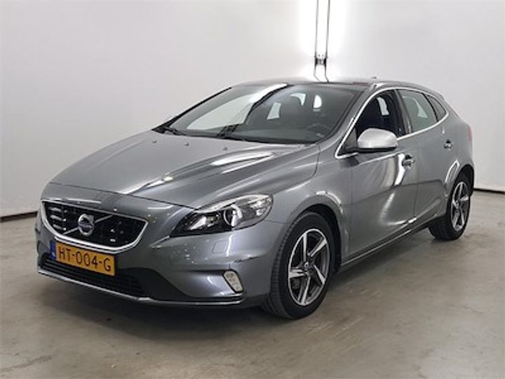 VOLVO V40 2015 yv1mv7431g2307782