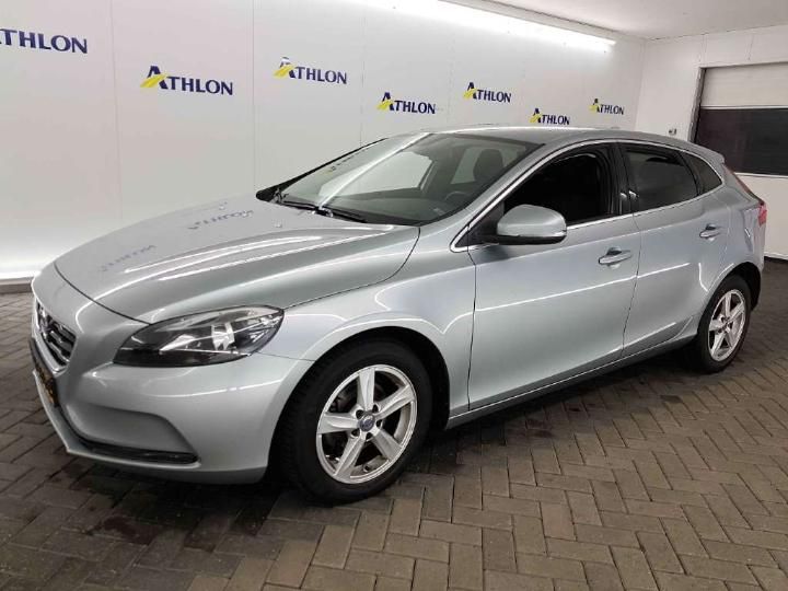 VOLVO V40 2015 yv1mv7431g2307932