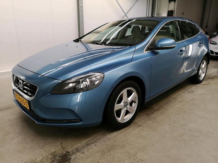 VOLVO V40 2015 yv1mv7431g2307952