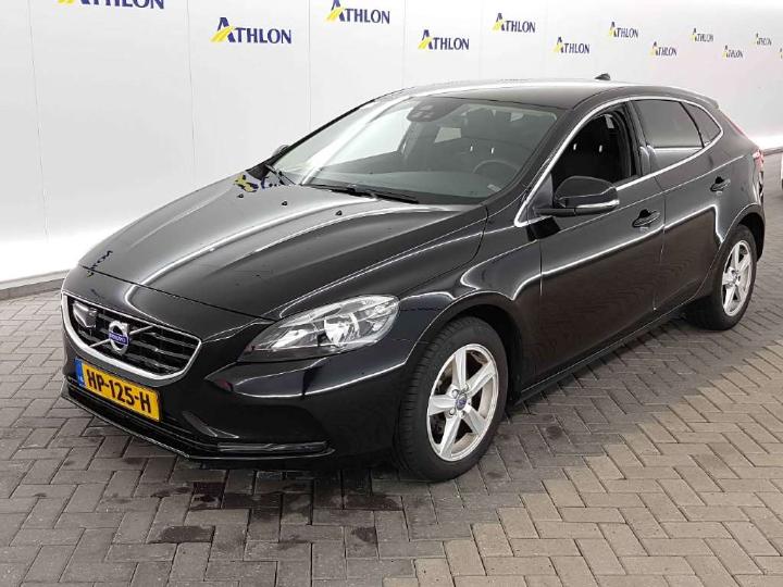 VOLVO V40 2015 yv1mv7431g2308391