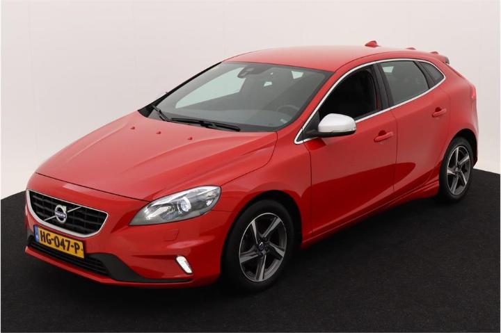 VOLVO V40 2015 yv1mv7431g2308580