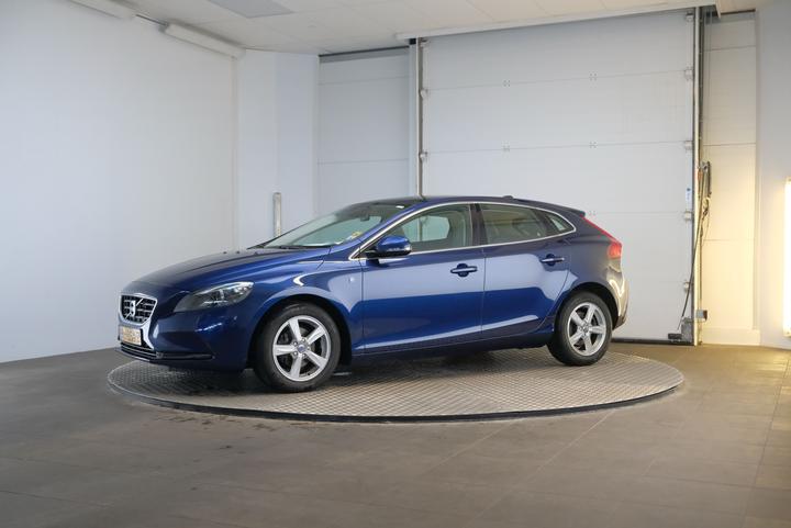 VOLVO V40 2015 yv1mv7431g2308633