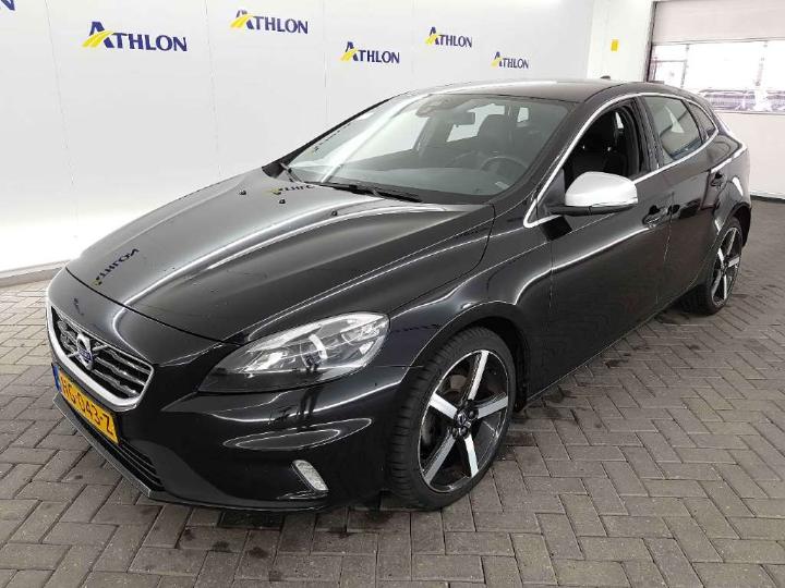 VOLVO V40 2015 yv1mv7431g2308783