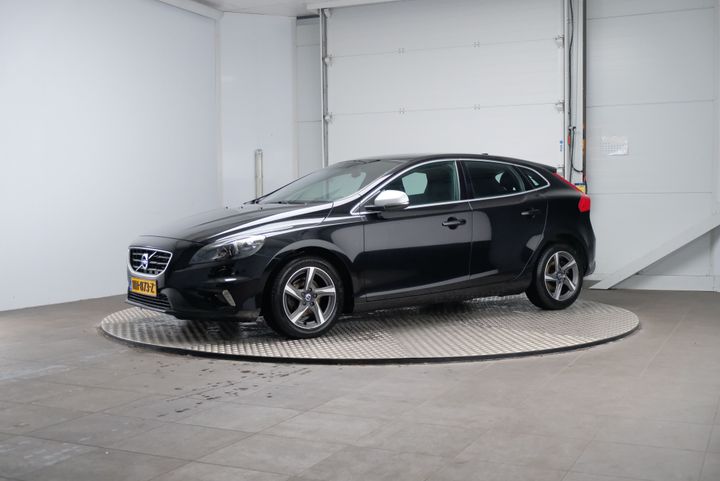 VOLVO V40 2015 yv1mv7431g2308920