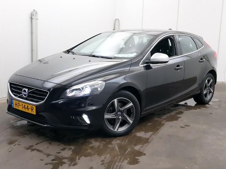 VOLVO V40 2015 yv1mv7431g2309237