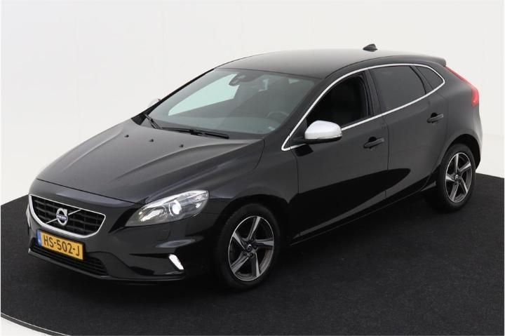 VOLVO V40 2015 yv1mv7431g2309258