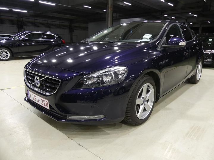 VOLVO V40 2015 yv1mv7431g2309614