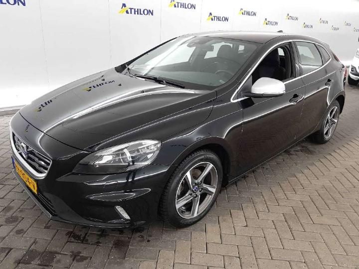 VOLVO V40 2015 yv1mv7431g2309692