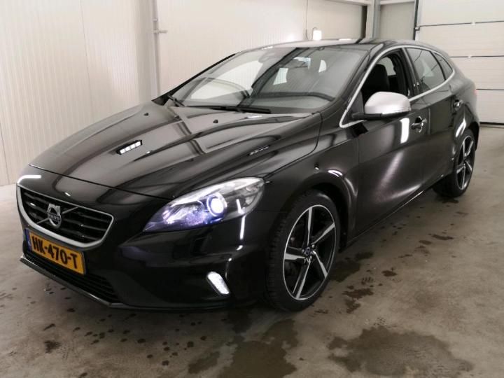 VOLVO V40 2015 yv1mv7431g2310198