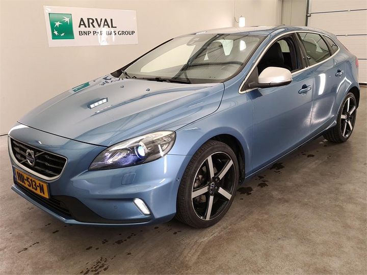 VOLVO V40 2015 yv1mv7431g2310277