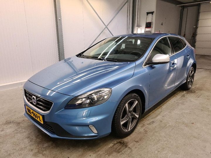 VOLVO V40 2015 yv1mv7431g2310287