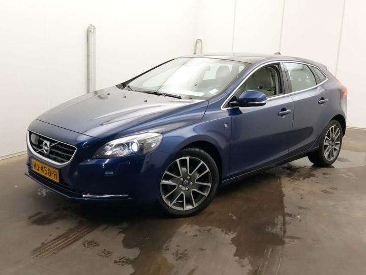 VOLVO V40 2015 yv1mv7431g2310640