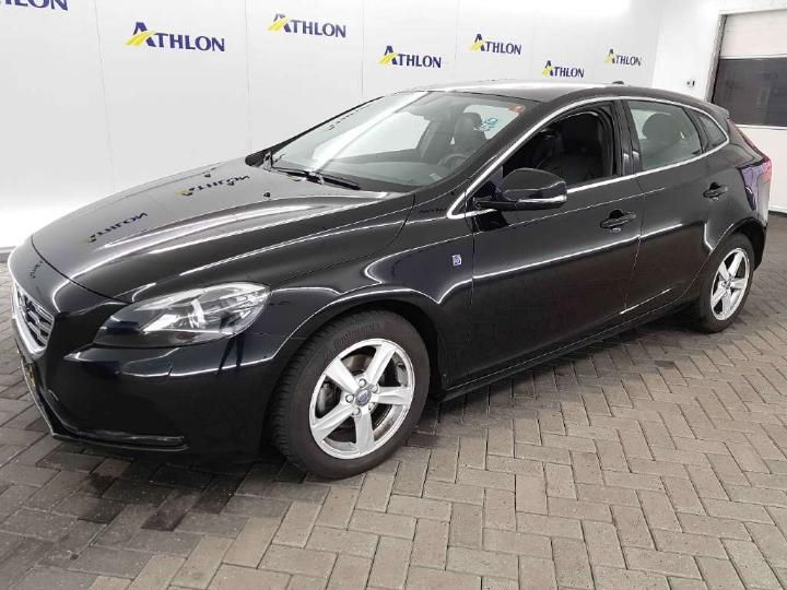 VOLVO V40 2015 yv1mv7431g2310675