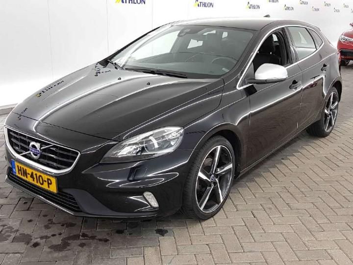 VOLVO V40 2015 yv1mv7431g2310724