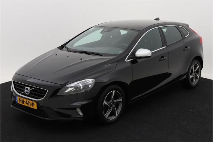 VOLVO V40 2015 yv1mv7431g2310733