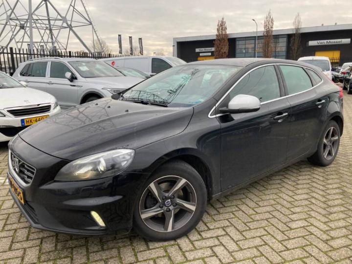 VOLVO V40 2015 yv1mv7431g2310899