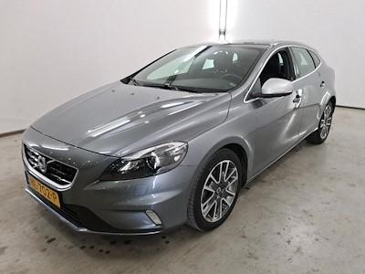 VOLVO V40 2015 yv1mv7431g2311282