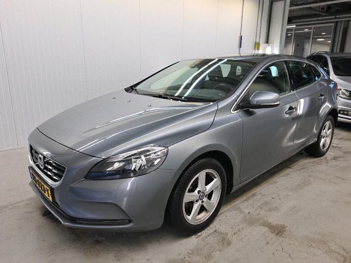 VOLVO V40 2015 yv1mv7431g2311497