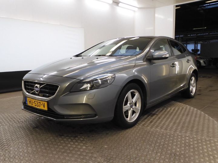 VOLVO V40 2015 yv1mv7431g2311783