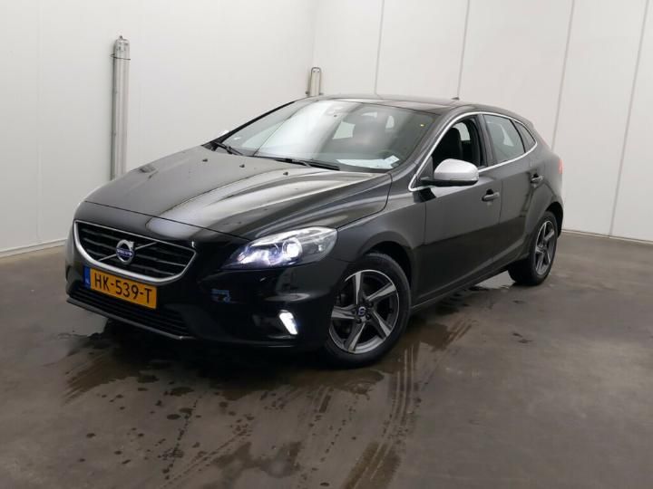 VOLVO V40 2015 yv1mv7431g2312003