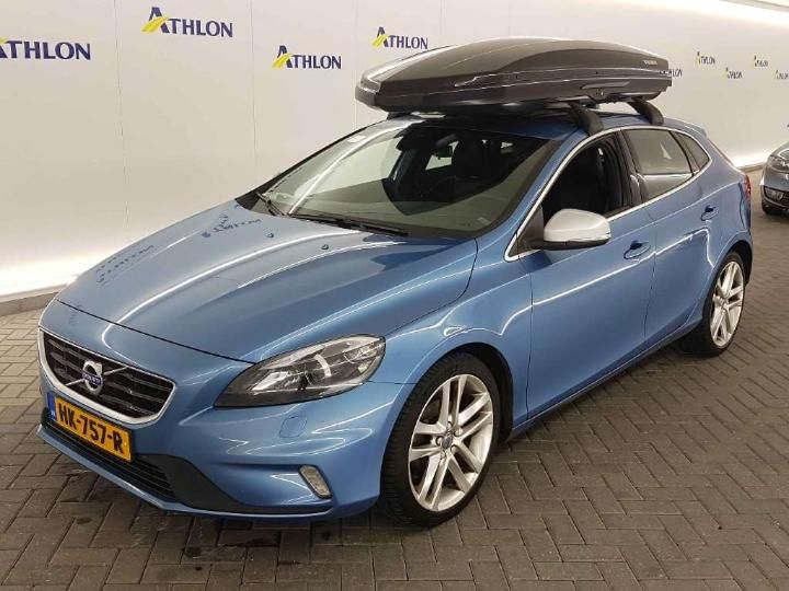 VOLVO V40 2015 yv1mv7431g2312092