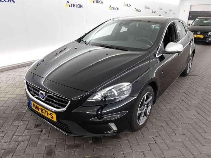 VOLVO V40 2015 yv1mv7431g2312169