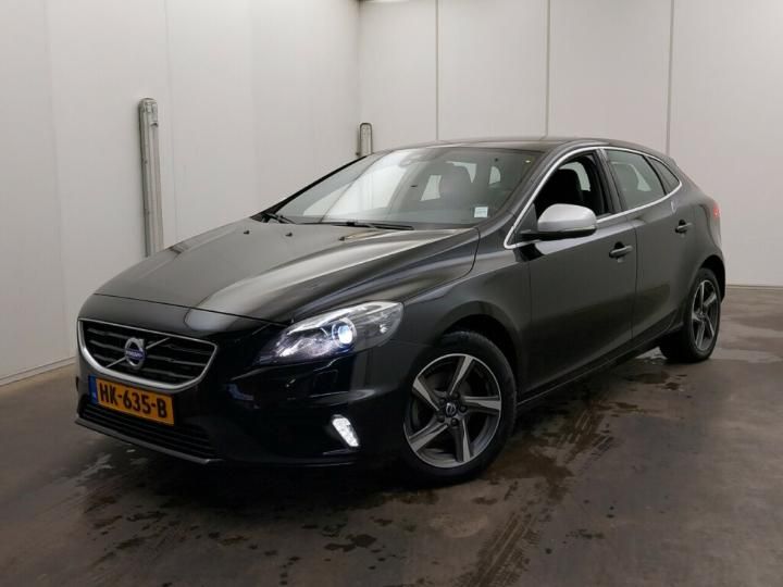 VOLVO V40 2015 yv1mv7431g2312239