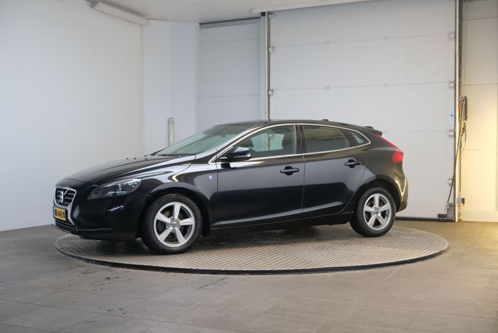 VOLVO V40 2015 yv1mv7431g2312248