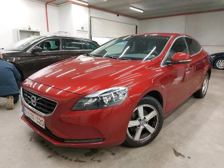 VOLVO V40 2015 yv1mv7431g2312363