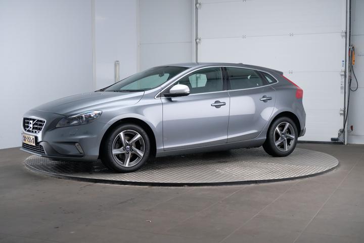 VOLVO V40 2015 yv1mv7431g2312431