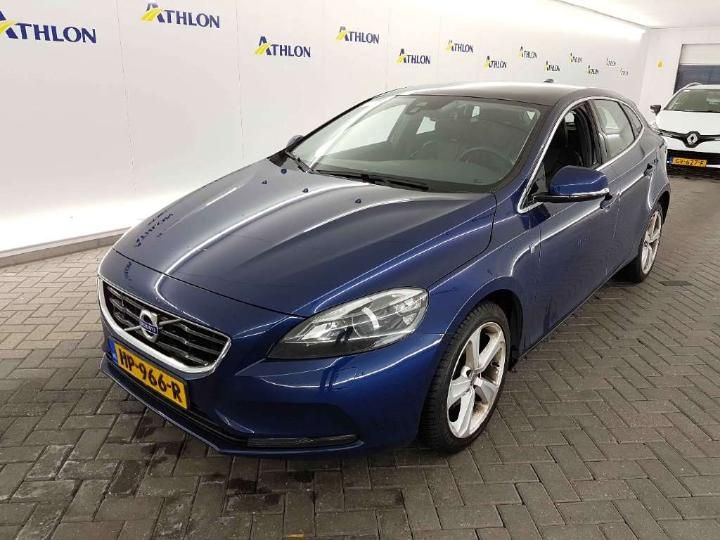 VOLVO V40 2015 yv1mv7431g2312518