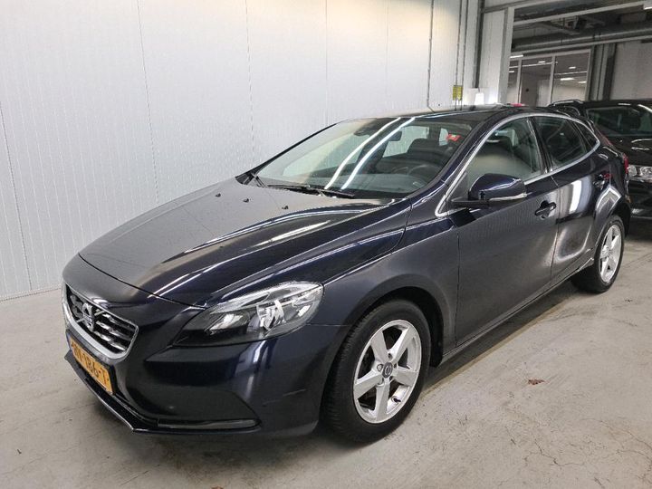 VOLVO V40 2015 yv1mv7431g2312901