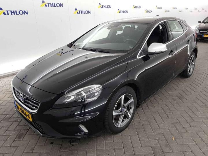 VOLVO V40 2015 yv1mv7431g2313036