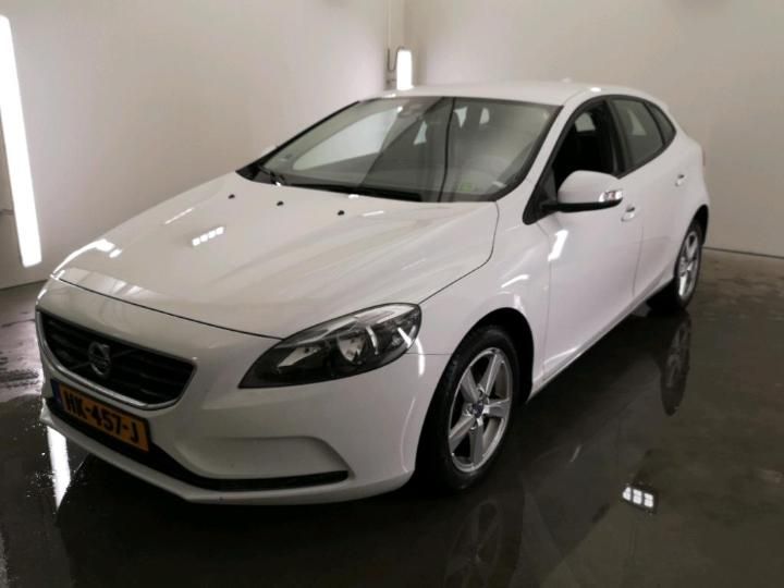 VOLVO V40 2015 yv1mv7431g2313056