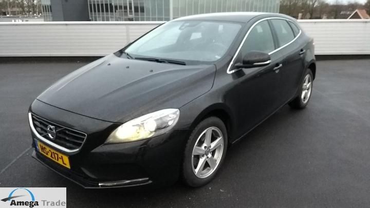 VOLVO V40 2015 yv1mv7431g2313383