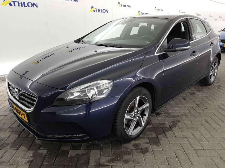 VOLVO V40 2015 yv1mv7431g2313414