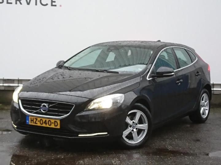 VOLVO V40 2015 yv1mv7431g2313420